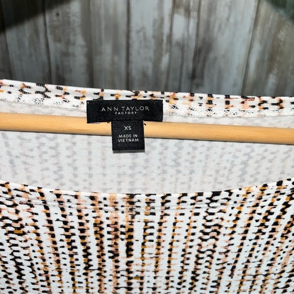 Ann Taylor Printed 3/4 Sleeve Blouse - Picture 5 of 5